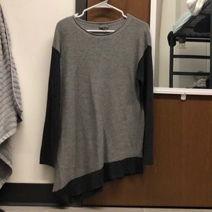 grey long sleeve sweater